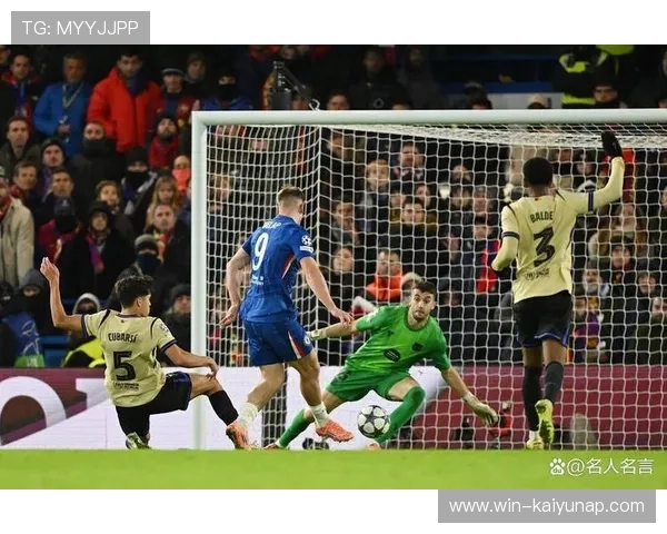 切尔西中场远射制造对方乌龙收获三分